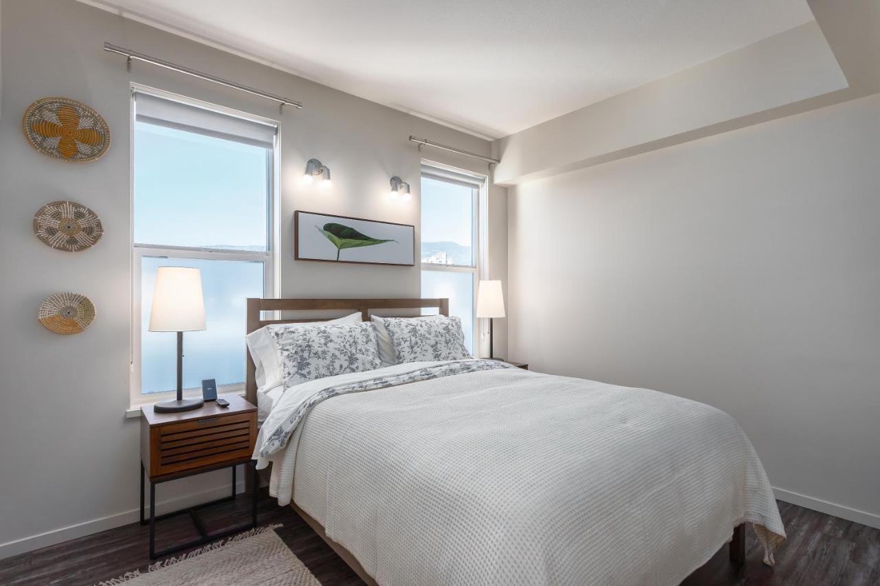 Corner Nest - Luxury Brand New Top Floor 2Bedroom Condo Kelowna Exterior foto
