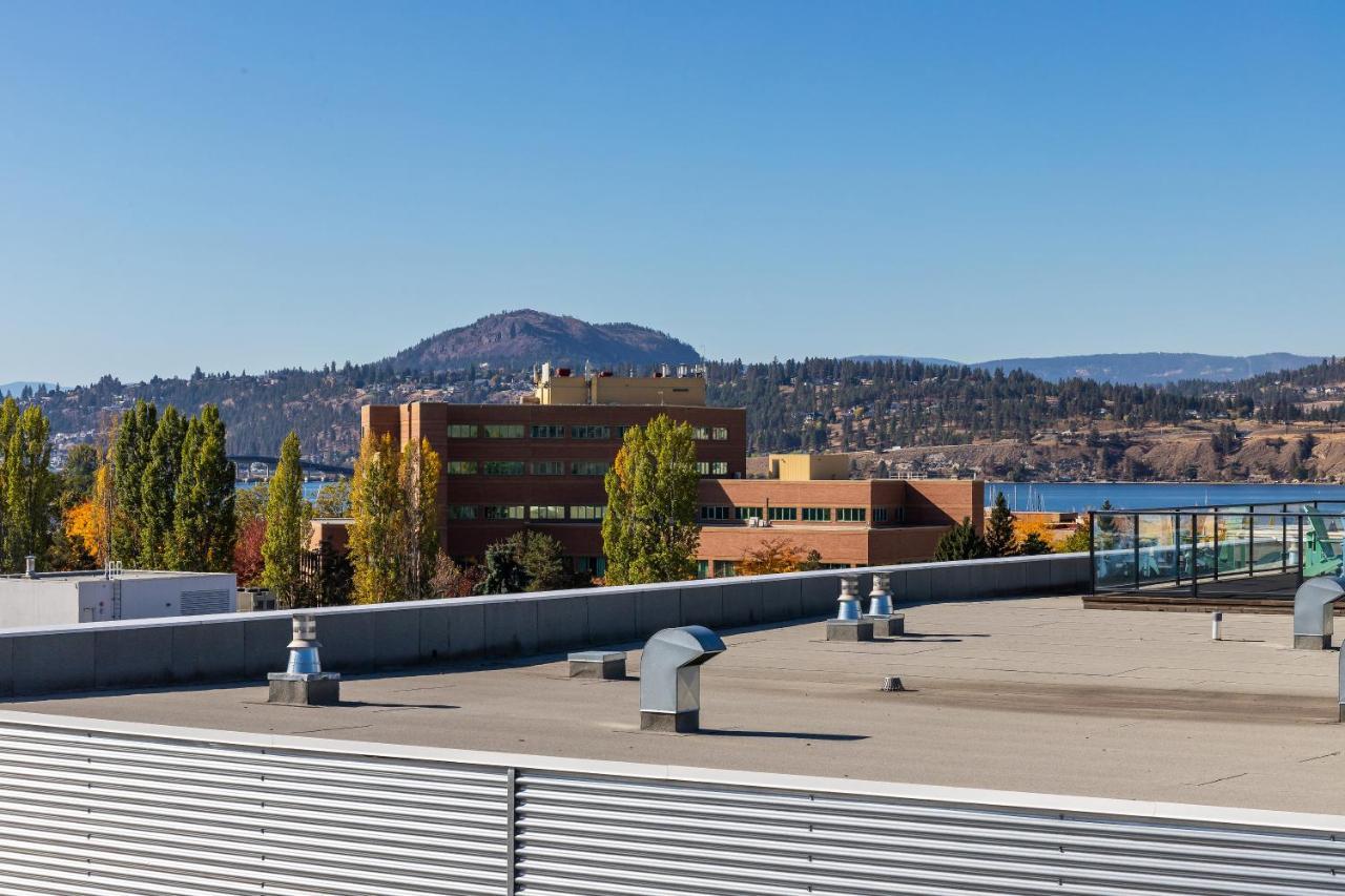 Corner Nest - Luxury Brand New Top Floor 2Bedroom Condo Kelowna Exterior foto